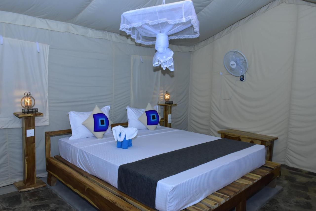 Jungle View River Camping Udawalawe Exterior foto